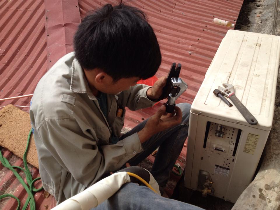 thao-lap-dieu-hoa-tai-ngoc-hoi-1